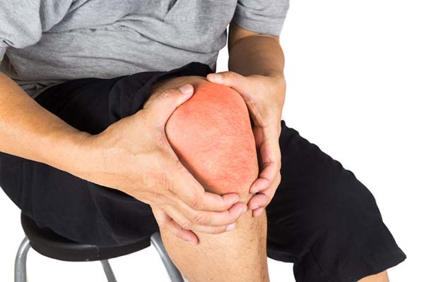 Tràn dịch khớp gối ảnh hưởng nghiêm trọng đến sức khỏe