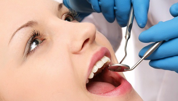 Đau quai hàm do vấn đề răng miệng