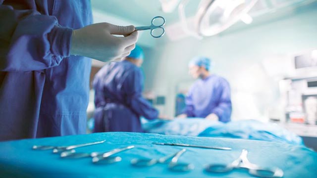 trường hợp bệnh nặng, hạt tophi to và có nguy cơ bị vỡ cao