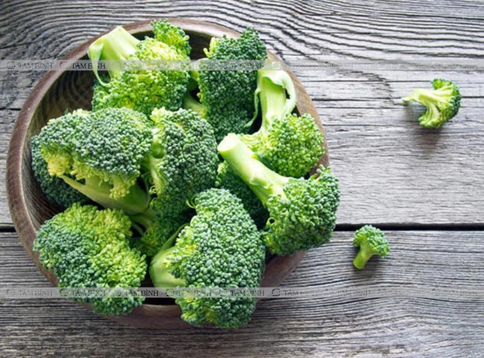 Bông cải xanh là thực phẩm giàu canxi cho trẻ