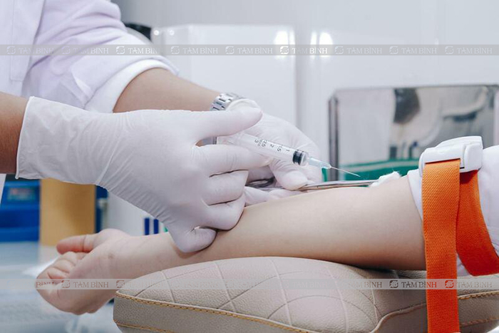 Xét nghiệm máu được chỉ định để chẩn đoán thấp khớp