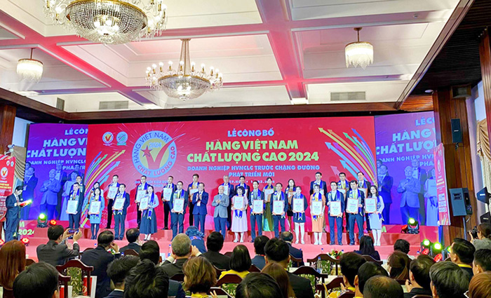 Hàng Việt Nam chất lượng cao 2024