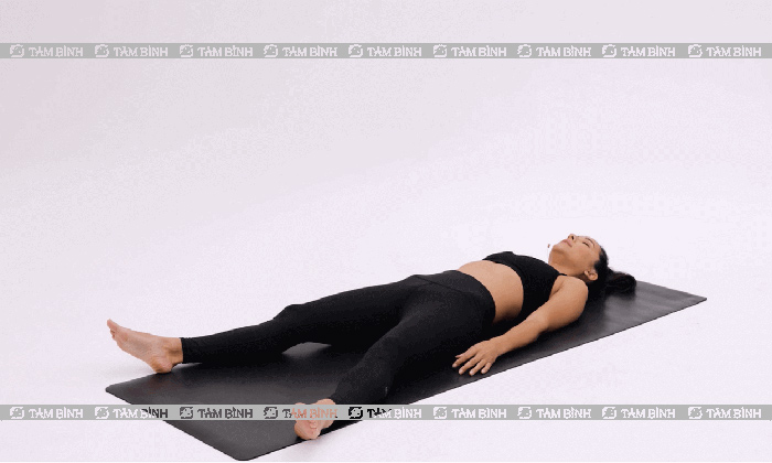 Tư thế xác chết yoga trị trào ngược dạ dày