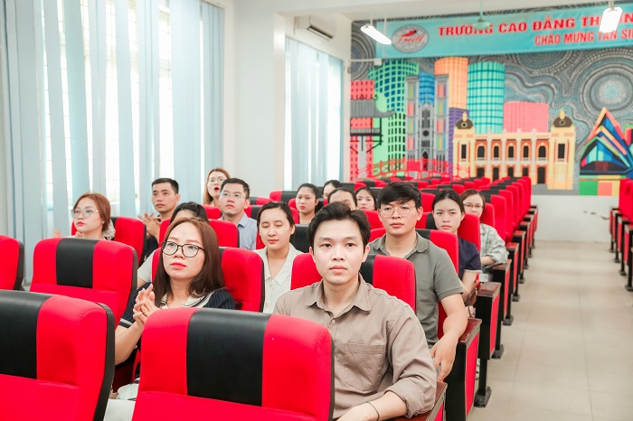 “CHẠM & MỞ” buổi 3: Bứt phá với AI – Chuyển đổi số nâng cao hiệu suất làm việc