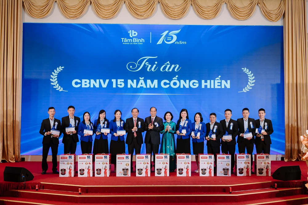 Dược Phẩm Tâm Bình long trọng kỷ niệm 15 năm thành lập: Hành trình mới, thành công mới! Dược Phẩm Tâm Bình long trọng kỷ niệm 15 năm thành lập: Hành trình mới, thành công mới!