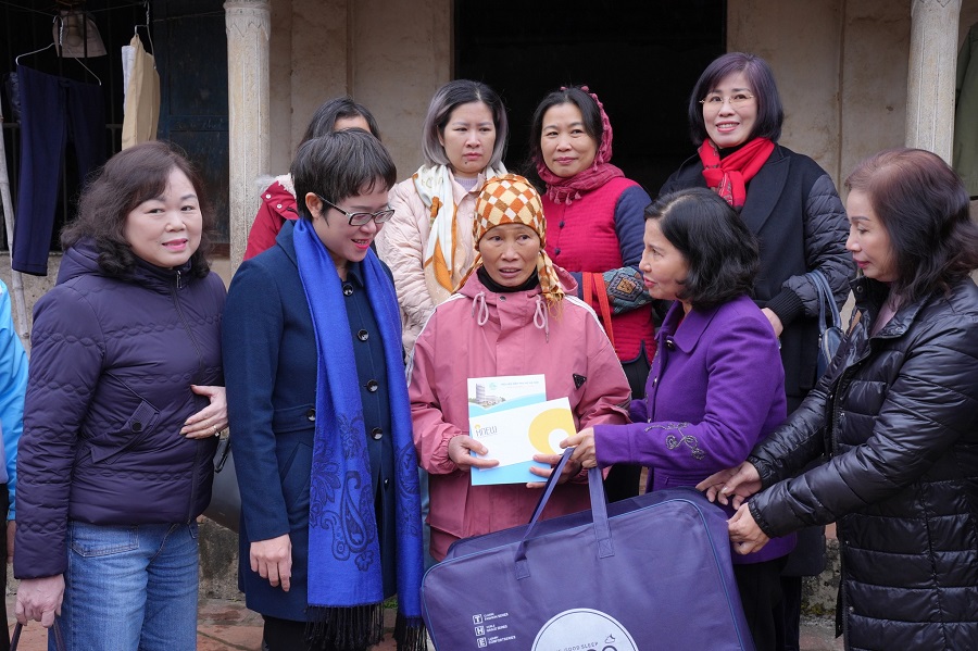 Dược phẩm Tâm Bình tặng quà Tết cho bà con khó khăn xã Đa Phúc và Kim Anh (Hà Nội) Dược phẩm Tâm Bình tặng quà Tết cho bà con khó khăn xã Đa Phúc và Kim Anh (Hà Nội)