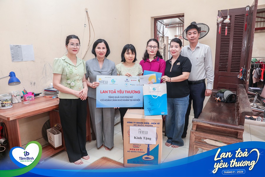 “Lan tỏa yêu thương” tháng 9: Tặng quà cho phụ nữ có hoàn cảnh đặc biệt khó khăn tại xã Sơn Đồng “Lan tỏa yêu thương” tháng 9: Tặng quà cho phụ nữ có hoàn cảnh đặc biệt khó khăn tại xã Sơn Đồng